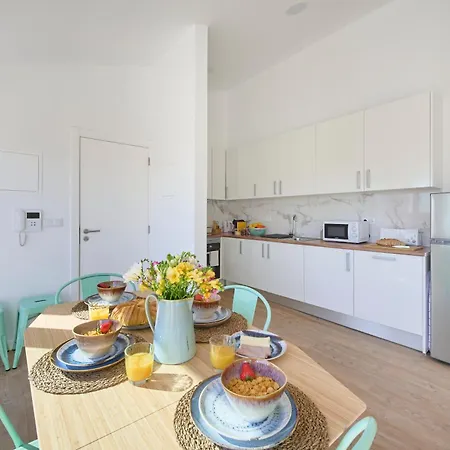 Ocean Sunset Terrace W Ac, By Timecooler * Costa da Caparica